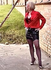 Playful foot fetish in the backyard