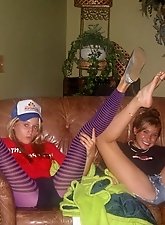 Fatty women are fingering their wet slit