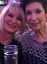 Astonishing mature woman enjoys sex