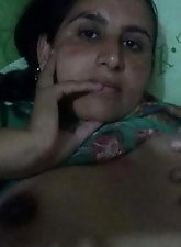 Fatty older mamas are fingering themselves