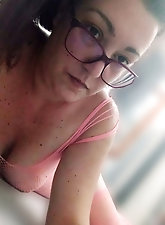 Young-looking MILF takes off sexy bra