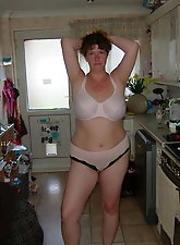 Russian mature cutie is baring it all on photo