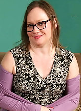 Rebecca from OlderWomanFun