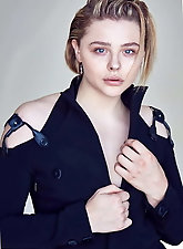 Sensual gilf is teasing her boyfriend