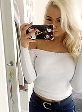 Mature ladies are posing naked for money