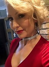 Blondie mature damsels are exposing their hot body