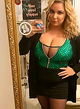 Mad mademoiselle is taking off her dress